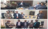 دیدار دکتر عبدالحسین مدنی مدیر شبکه بهداشت و درمان شهرستان میناب با آقای بلادر رئیس  دادگستری بمناسبت هفته قوه قضائیه